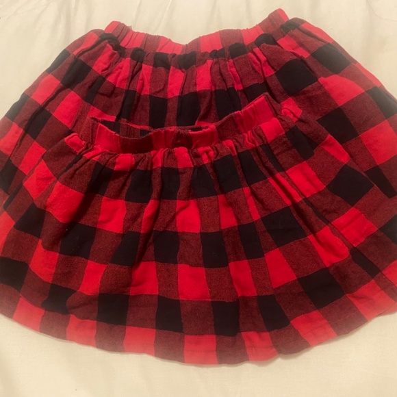Tommy Bahama Flannel skirts - Picture 2 of 7